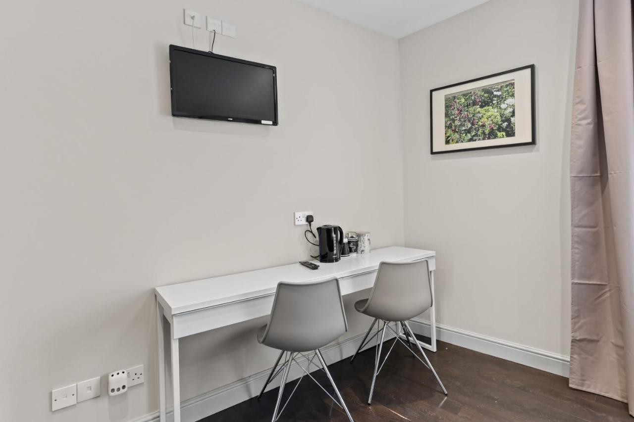 Self-Contained Studio London Luaran gambar