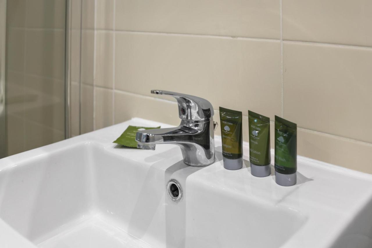 Self-Contained Studio London Luaran gambar